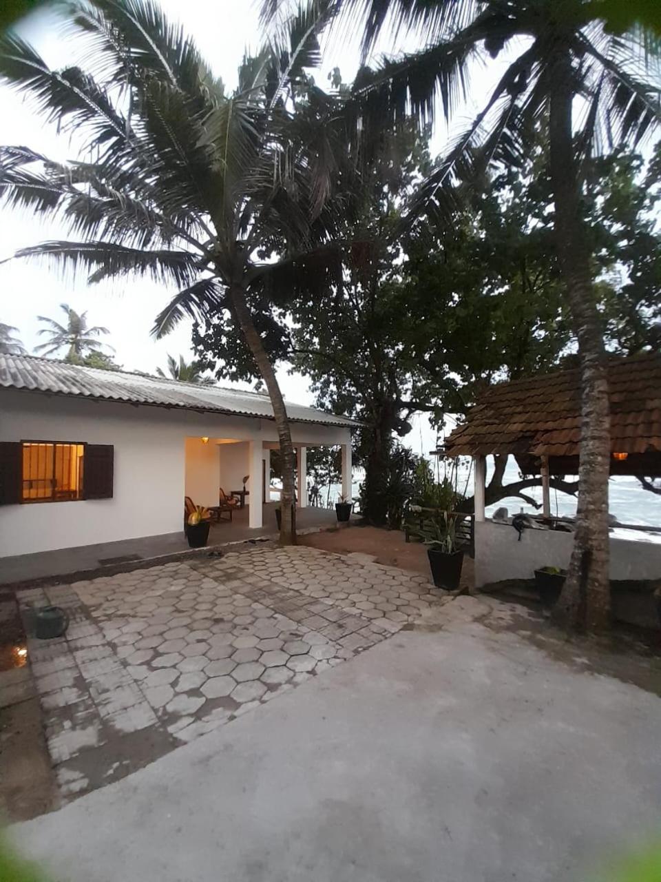 Sooriya Villa Talpe Exterior foto
