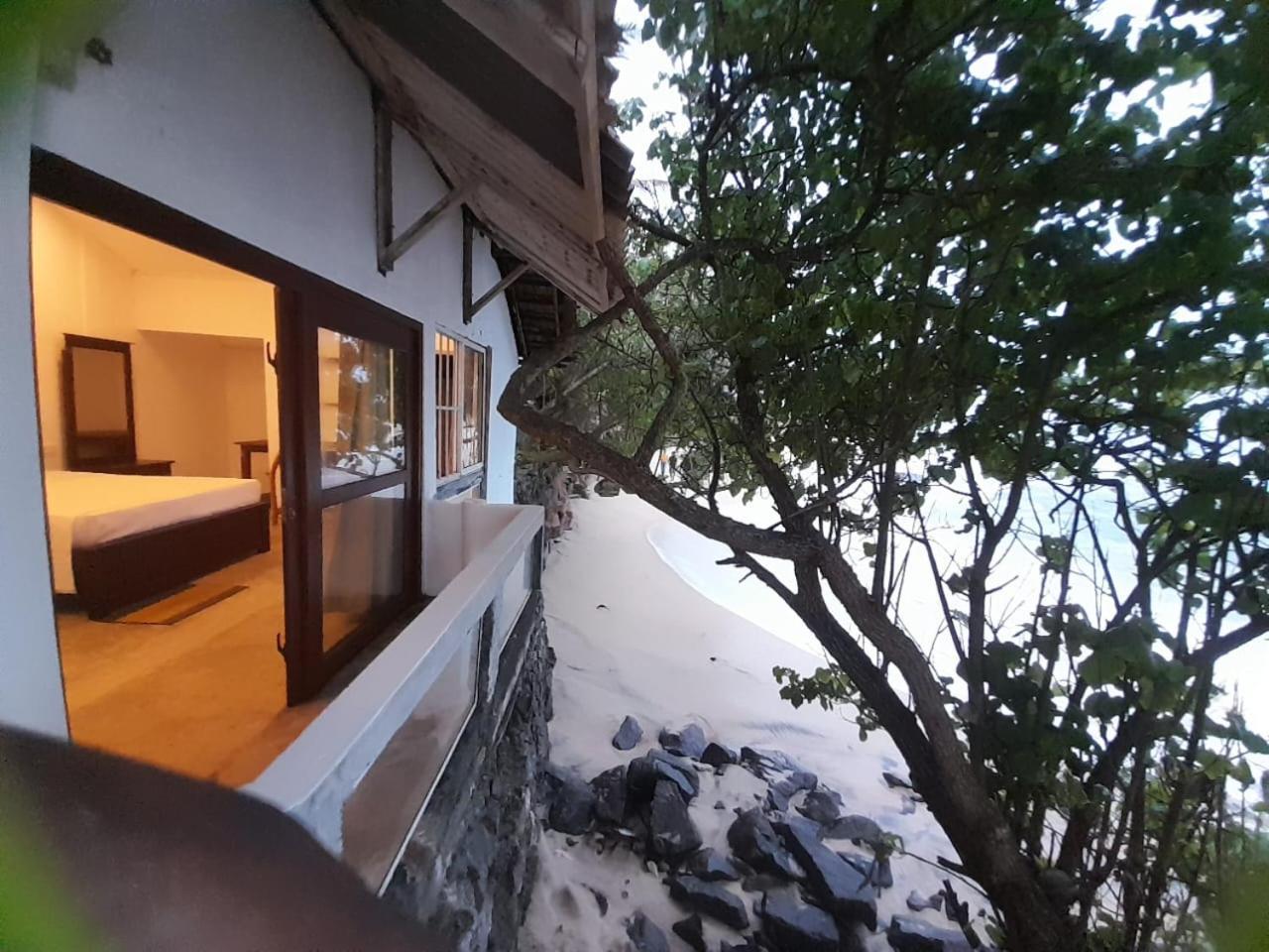 Sooriya Villa Talpe Exterior foto